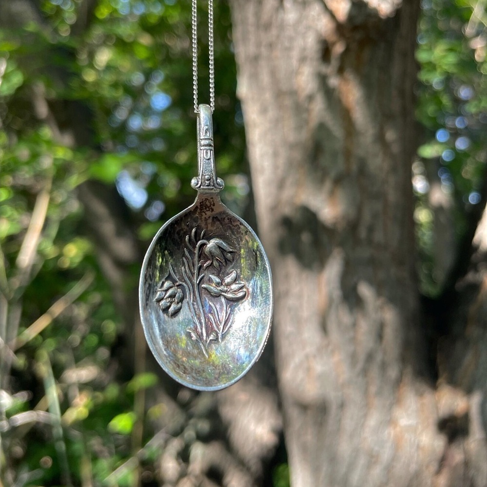 Vintage Pendant Prairie Chrocus Flower Recycled Collectible Spoon Jewelry